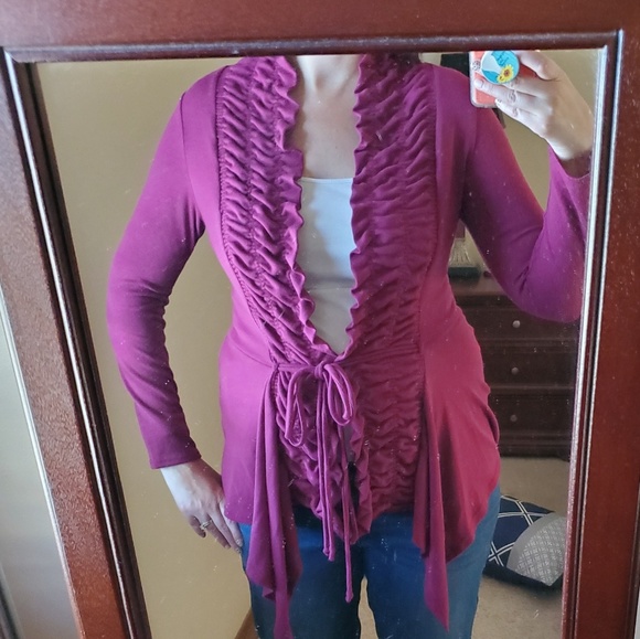 Women's Ruffle Cardigan - Picture 5 of 6